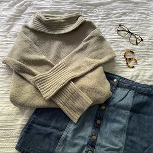 🌙 Liz Claiborne Yarn Grey Cowl Neck Sweater 🌙